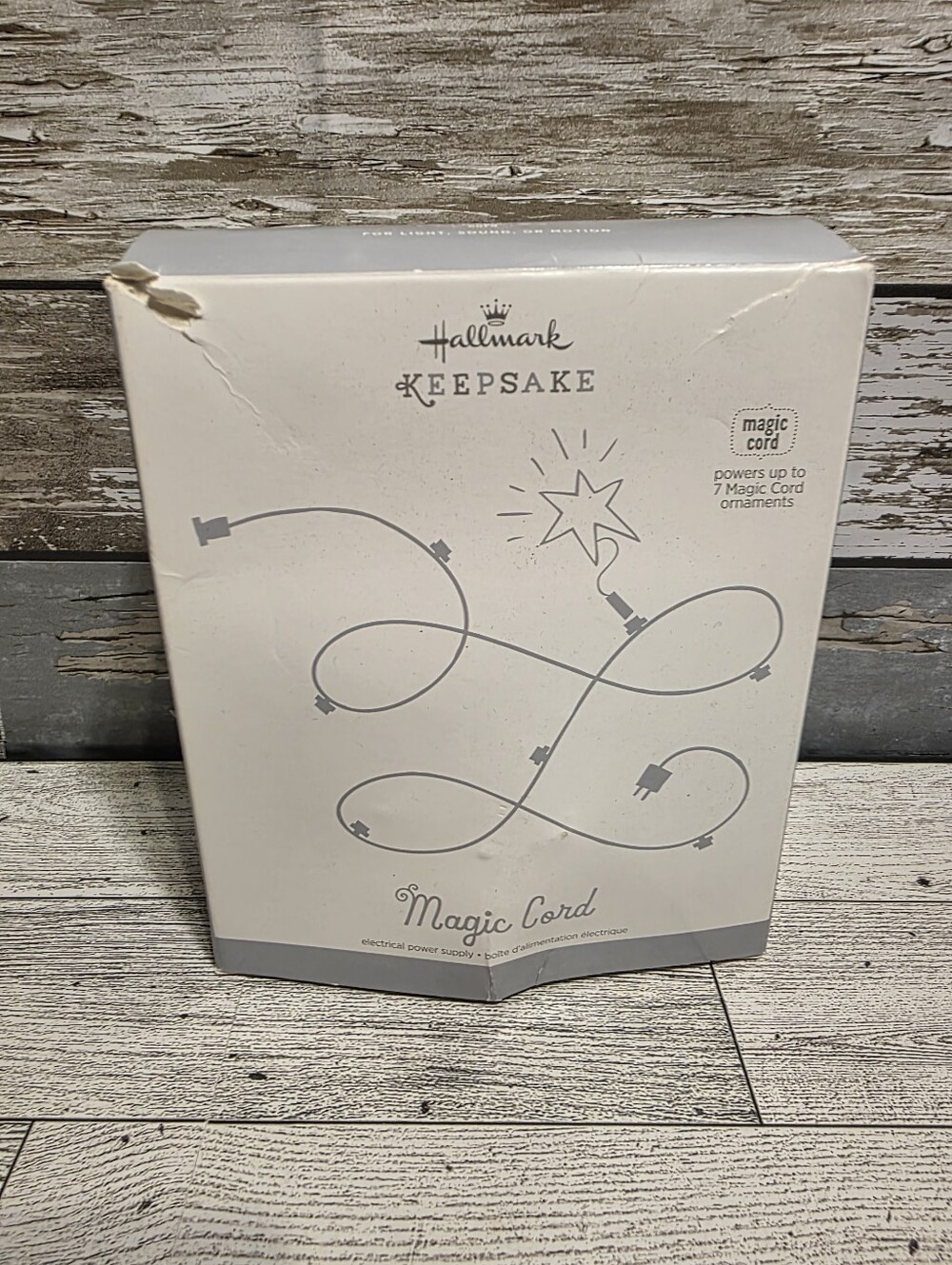 Hallmark Keepsake Magic Cord - White and Light Gray Graphic Box